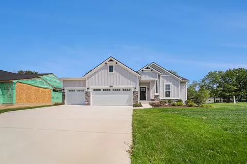 Exterior - Hickory Drive, Grand Ledge, MI 48837 photo 2 of 7