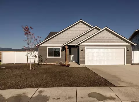 11834 N Entwistle Way, Rathdrum, ID 83858
