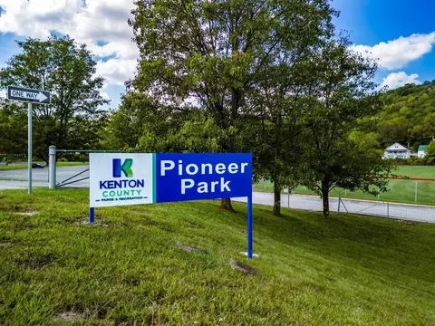 Exterior - 3801 Circollo Dr, Covington, KY 41017 photo 26 of 27