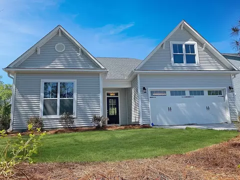 Edens Lane, Hampstead, NC 28443