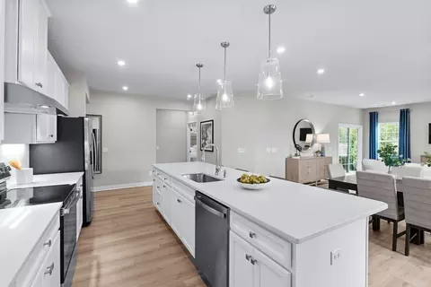 Kitchen - 9026 Aideen Dr, Myrtle Beach, SC 29568 photo 9 of 12