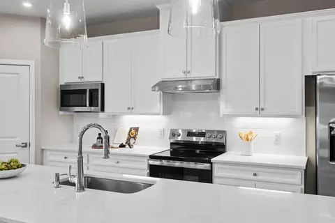 Kitchen - 9026 Aideen Dr, Myrtle Beach, SC 29568 photo 4 of 12