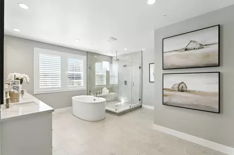 Bath - 1950 Mary Way, Dublin, CA 94568 photo 6 of 9