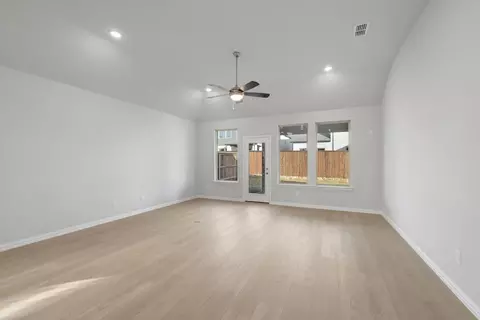 Living - 7304 Poplar Dr, Argyle, TX 76226 photo 1 of 2