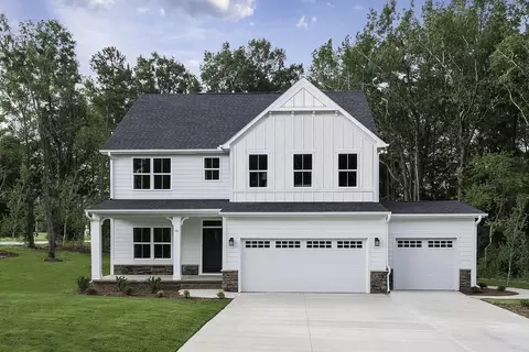 Exterior - 504 Blackrock Blvd, Mars, PA 16046 photo 3 of 5
