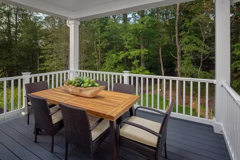 Exterior - 504 Blackrock Blvd, Mars, PA 16046 photo 5 of 5