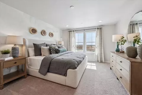 Bedroom - 4571 N Versailles Way, Aurora, CO 80019 photo 12 of 16