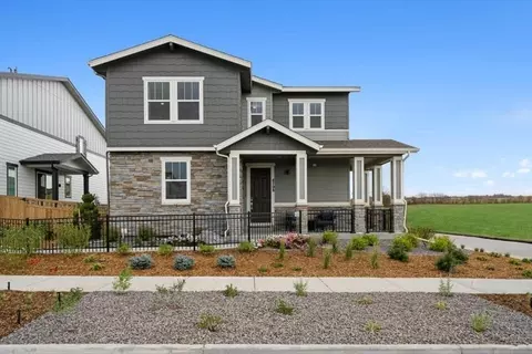 Exterior - 4571 N Versailles Way, Aurora, CO 80019 photo 7 of 12