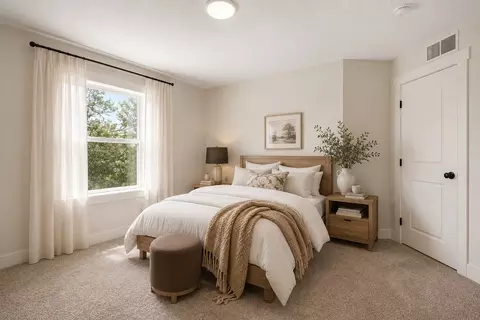 Bedroom - Wallace Lane, Coldwater, MI 49036 photo 2 of 7