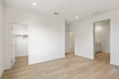 Bedroom - 27331 Bear Creek Ln, Valencia, CA 91381 photo 5 of 5
