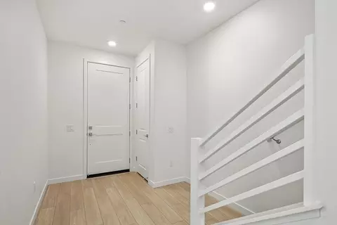 Entry Way - 27331 Bear Creek Ln, Valencia, CA 91381 photo 2 of 2
