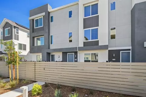 27331 Bear Creek Ln, Valencia, CA 91381