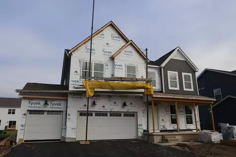 323 River Birch Dr, Galena, OH 43021