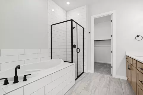 Bath - 820 Corvallis Dr, Leander, TX 78641 photo 1 of 1