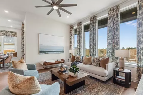 Living - 325 Vale Run, Kyle, TX 78640 photo 3 of 4