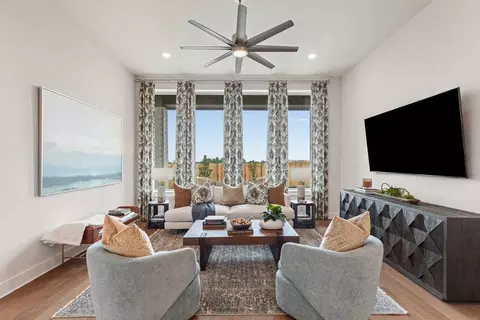 Living - 325 Vale Run, Kyle, TX 78640 photo 4 of 4