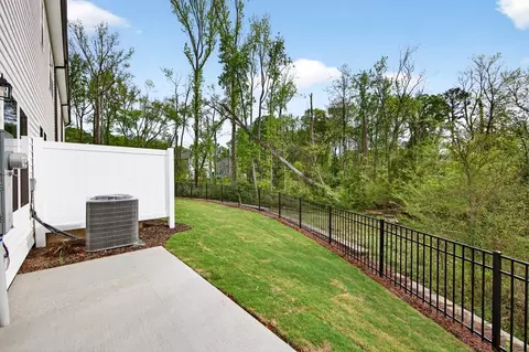 6049 Longar Ln, Charlotte, NC 28269