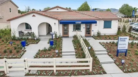 462 Baneberry Pl, San Jacinto, CA 92582