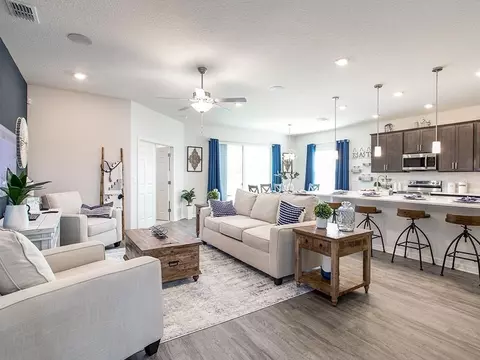 Living - 754 SW 77th Cir, Ocala, FL 34474 photo 2 of 5