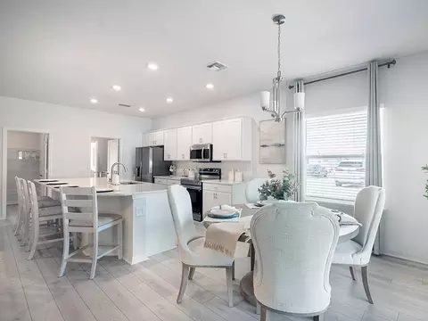 Dining - 754 SW 77th Cir, Ocala, FL 34474 photo 1 of 1