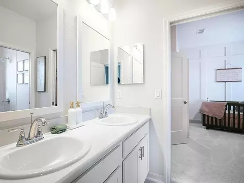 Bath - 754 SW 77th Cir, Ocala, FL 34474 photo 2 of 5