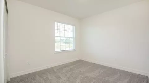 Bedroom - 101 W Venice Ave, Venice, FL 34285 photo 5 of 11