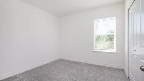 Bedroom - 101 W Venice Ave, Venice, FL 34285 photo 4 of 11