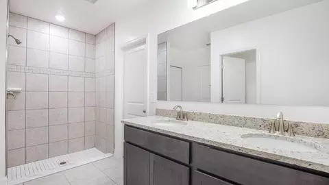 Other - 101 W Venice Ave, Venice, FL 34285 photo 3 of 19