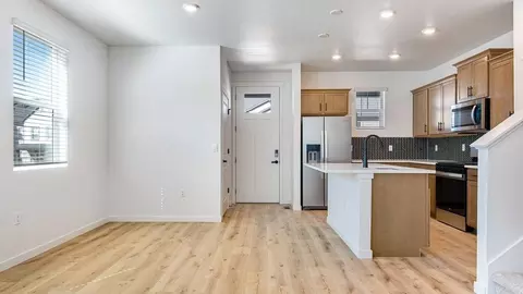 Living - 22554 E 6th Pl, Aurora, CO 80018 photo 1 of 3