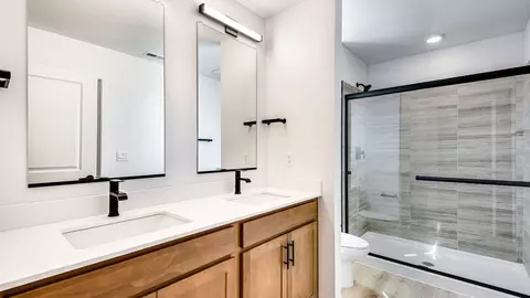 Bath - 22554 E 6th Pl, Aurora, CO 80018 photo 1 of 2