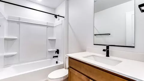 Bath - 22554 E 6th Pl, Aurora, CO 80018 photo 2 of 2