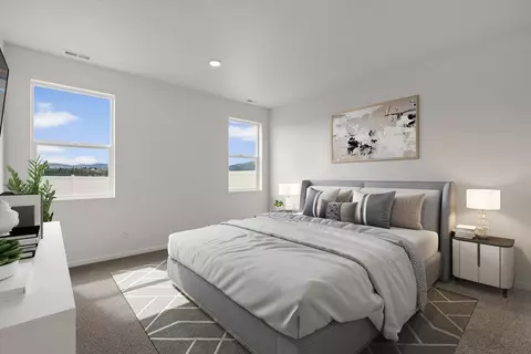 Bedroom - 705 E 5th St, Deer Park, WA 99006 photo 1 of 11