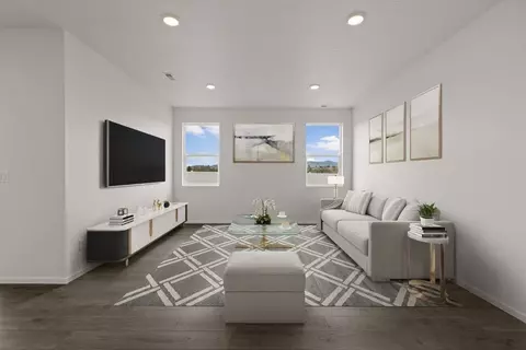 Living - 705 E 5th St, Deer Park, WA 99006 photo 1 of 6