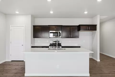 Kitchen - 705 E 5th St, Deer Park, WA 99006 photo 4 of 8