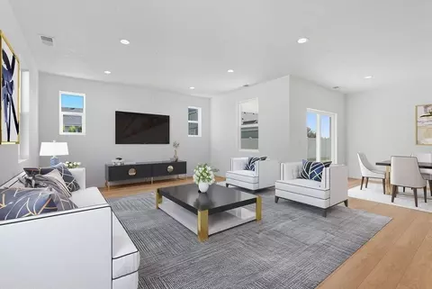 Living - 705 E 5th St, Deer Park, WA 99006 photo 3 of 6
