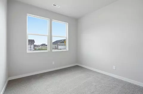 Bedroom - 705 E 5th St, Deer Park, WA 99006 photo 4 of 11