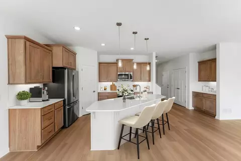 6189 157th St N, Hugo, MN 55038