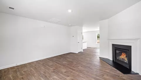 Living - 503 Whitewater Rdg, Seneca, SC 29678 photo 3 of 6