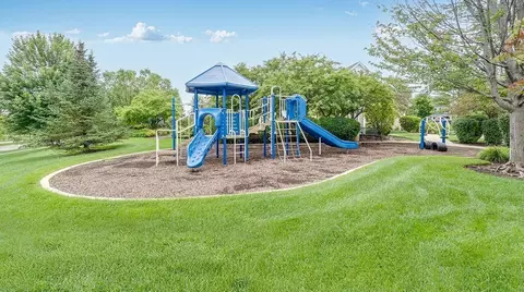 Other - 621 Lismore Cir, Elgin, IL 60124 photo 11 of 12