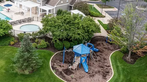 Other - 621 Lismore Cir, Elgin, IL 60124 photo 8 of 10