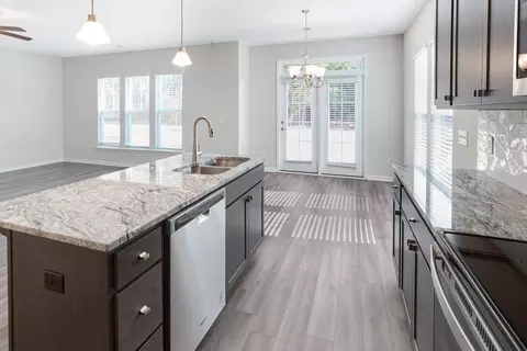 Kitchen - 39 Blues Dr, Pooler, GA 31322 photo 3 of 8