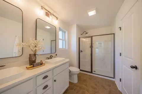 Bath - 4612 Monterrico Dr, Lancaster, SC 29720 photo 1 of 4