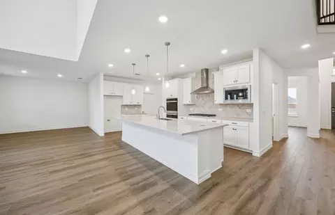 Kitchen - 11140 Roxburgh Rd, Haslet, TX 76052 photo 1 of 2