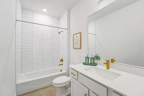 Bath - 236 Donovan Dr, Saint Augustine, FL 32092 photo 5 of 5