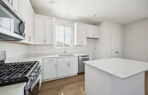 Kitchen - 6509 Adderly Rd, Pilot Point, TX 76258 photo 1 of 5