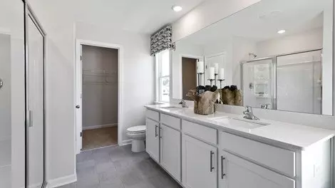 Bath - 1808 Hinesley Dr, Durham, NC 27703 photo 9 of 10