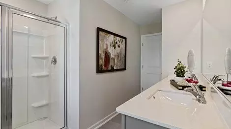 Bath - 1808 Hinesley Dr, Durham, NC 27703 photo 5 of 10