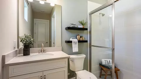Bath - 1009 Tassleflower Trl, Saint Cloud, FL 34771 photo 21 of 56