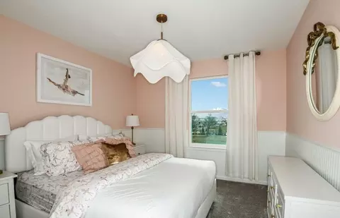 Bedroom - 10557 Longmeadow Ave, Parrish, FL 34219 photo 4 of 6