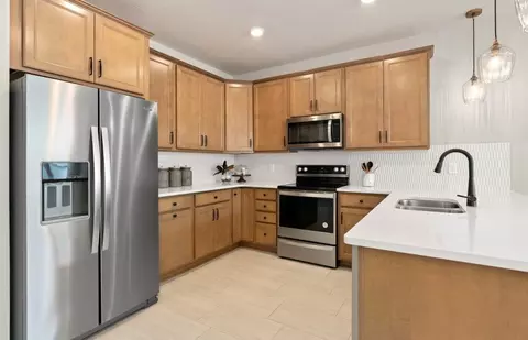 Kitchen - 16537 Barnview Dr, Orlando, FL 32820 photo 1 of 3